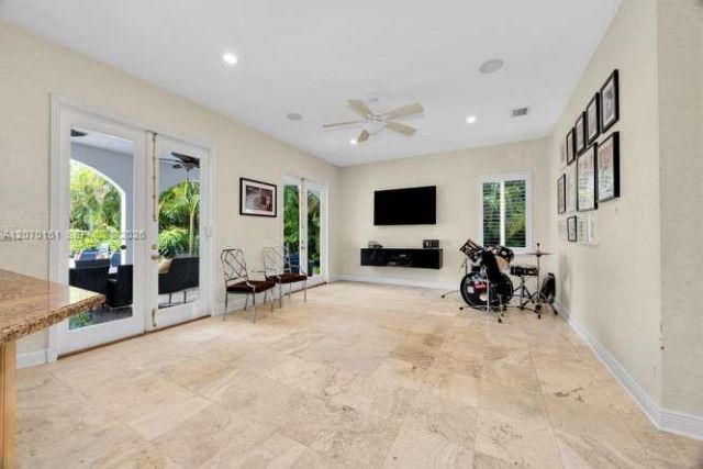 7840 SW 133rd Ter , Pinecrest, FL 33156 Photo