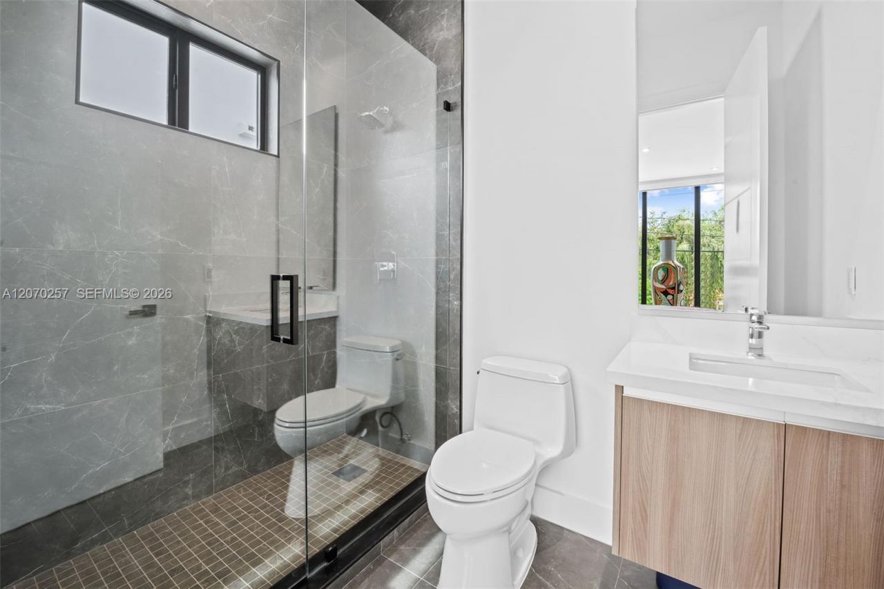 1519 SW 22nd Ter, Unit 1519, Miami, FL 33145 Photo