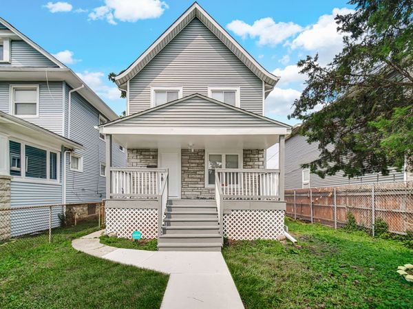 5222 W Monroe Street , Chicago, IL 60644