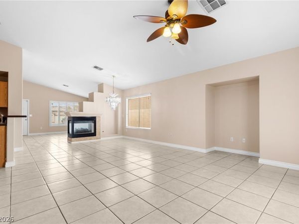137 Winley Chase Avenue, North Las Vegas, NV 89032