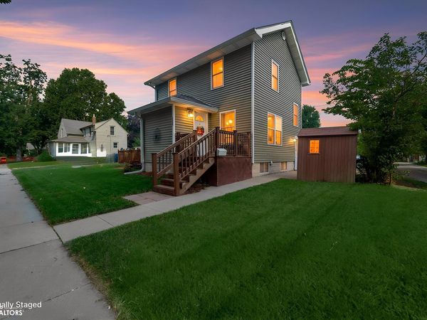 417 10th Street, Ames, IA 50010