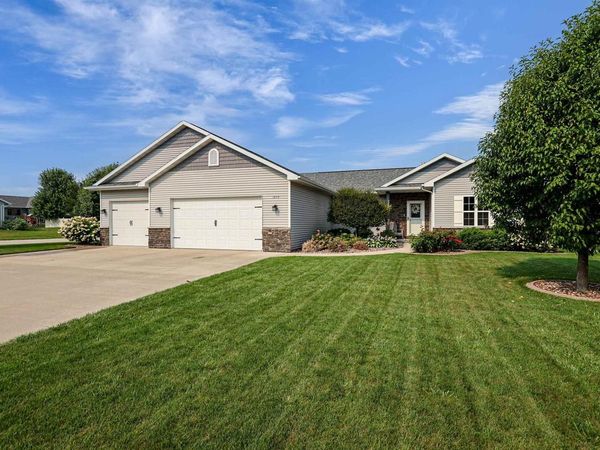 1244 AVA COURT, Neenah, WI 54956