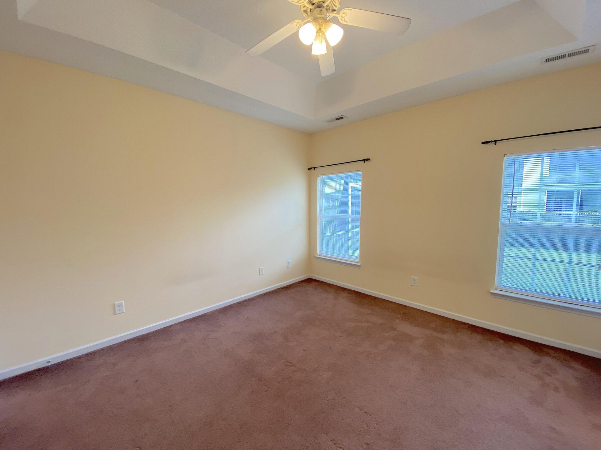 119 Speer Street Photo 14
