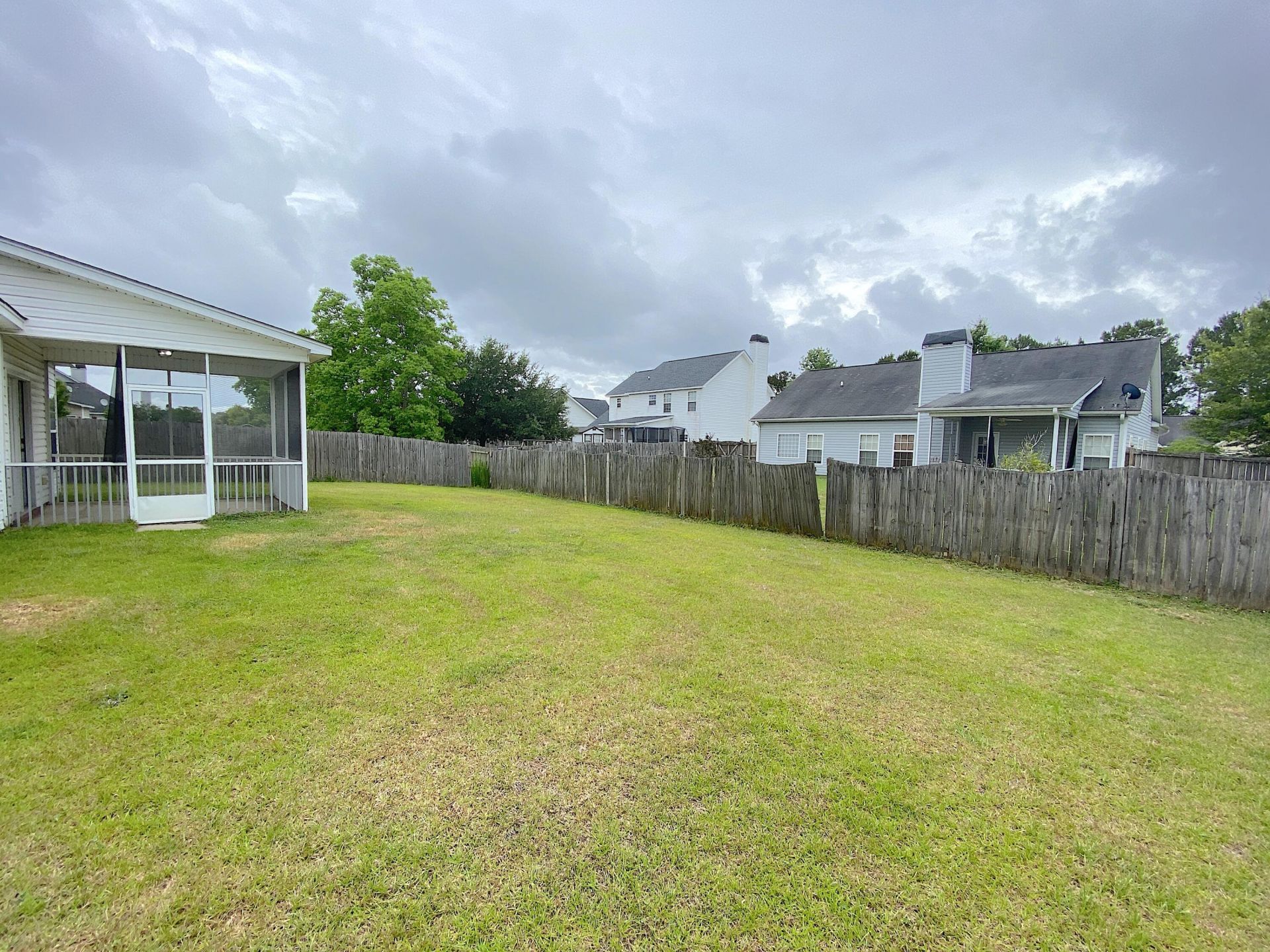 119 Speer Street Photo 17
