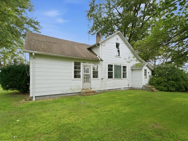 3808 W 800 N , Michigan City, IN 46360