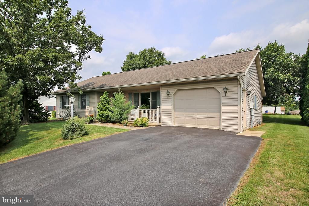 610 PROGRESS AVE AVENUE , LEBANON, PA 17042