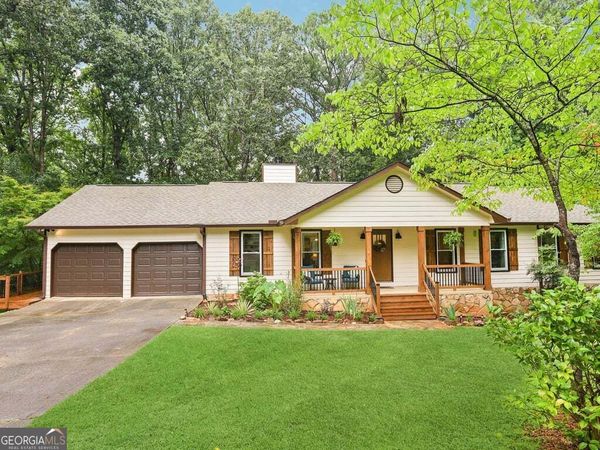 518 Picketts Crossing, Acworth, GA 30101