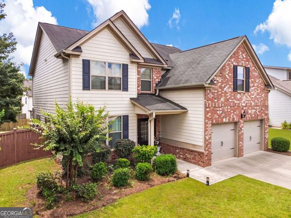 601 Winners Circle, Unit 114, Locust Grove, GA 30248