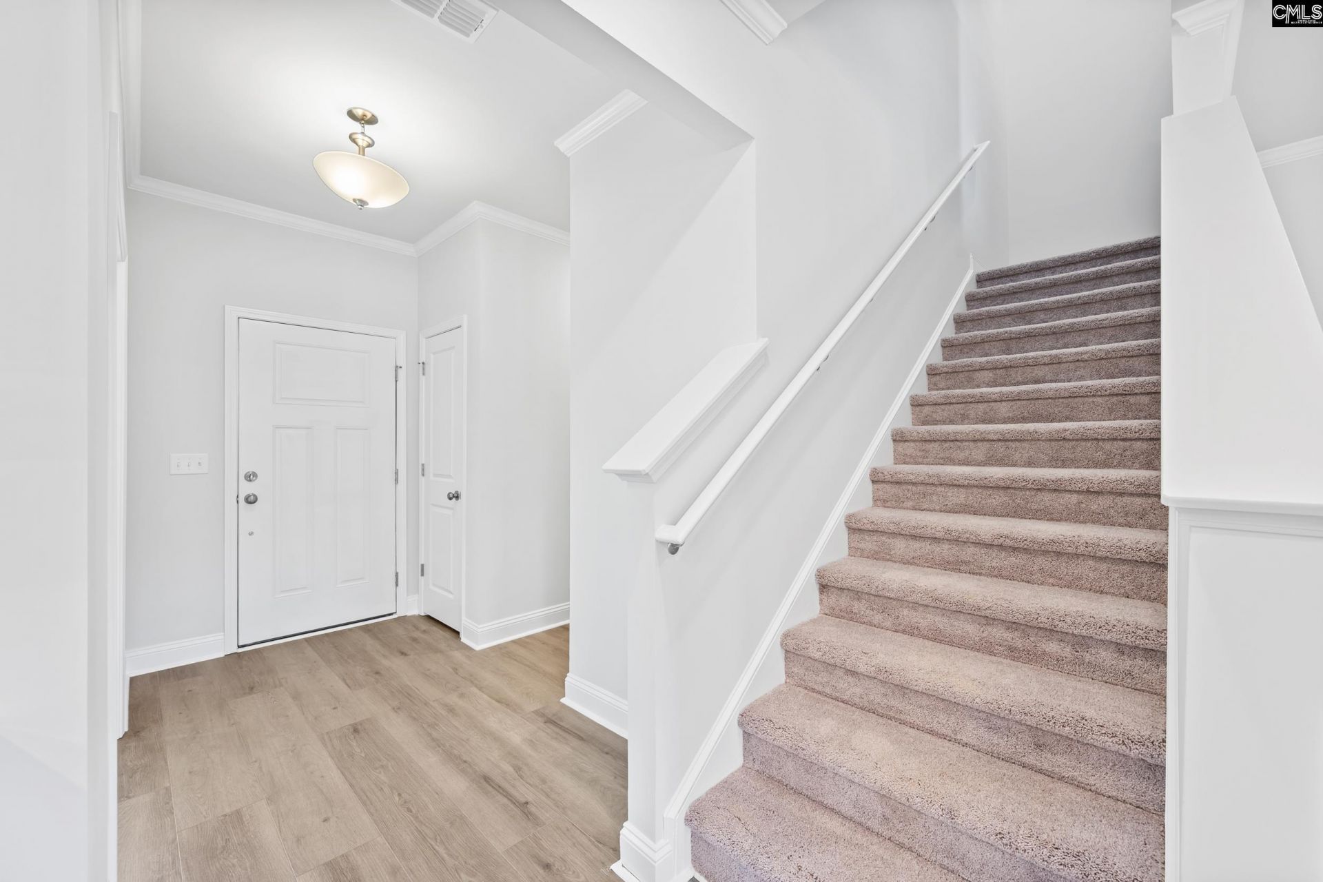 390 Mont Haven Place  Photo 10