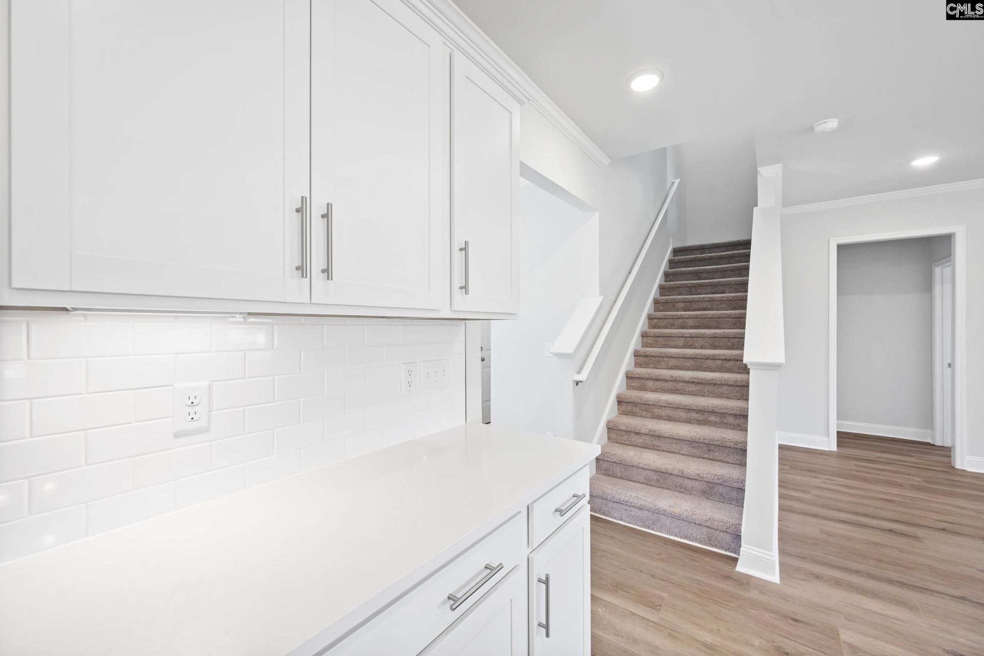 390 Mont Haven Place  Photo 18