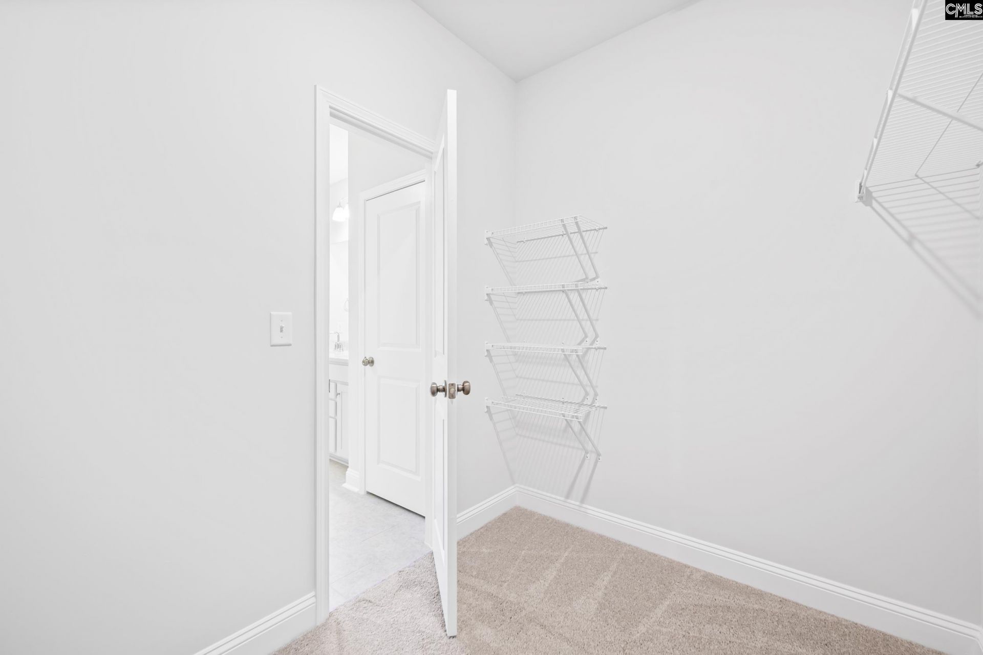 390 Mont Haven Place  Photo 32