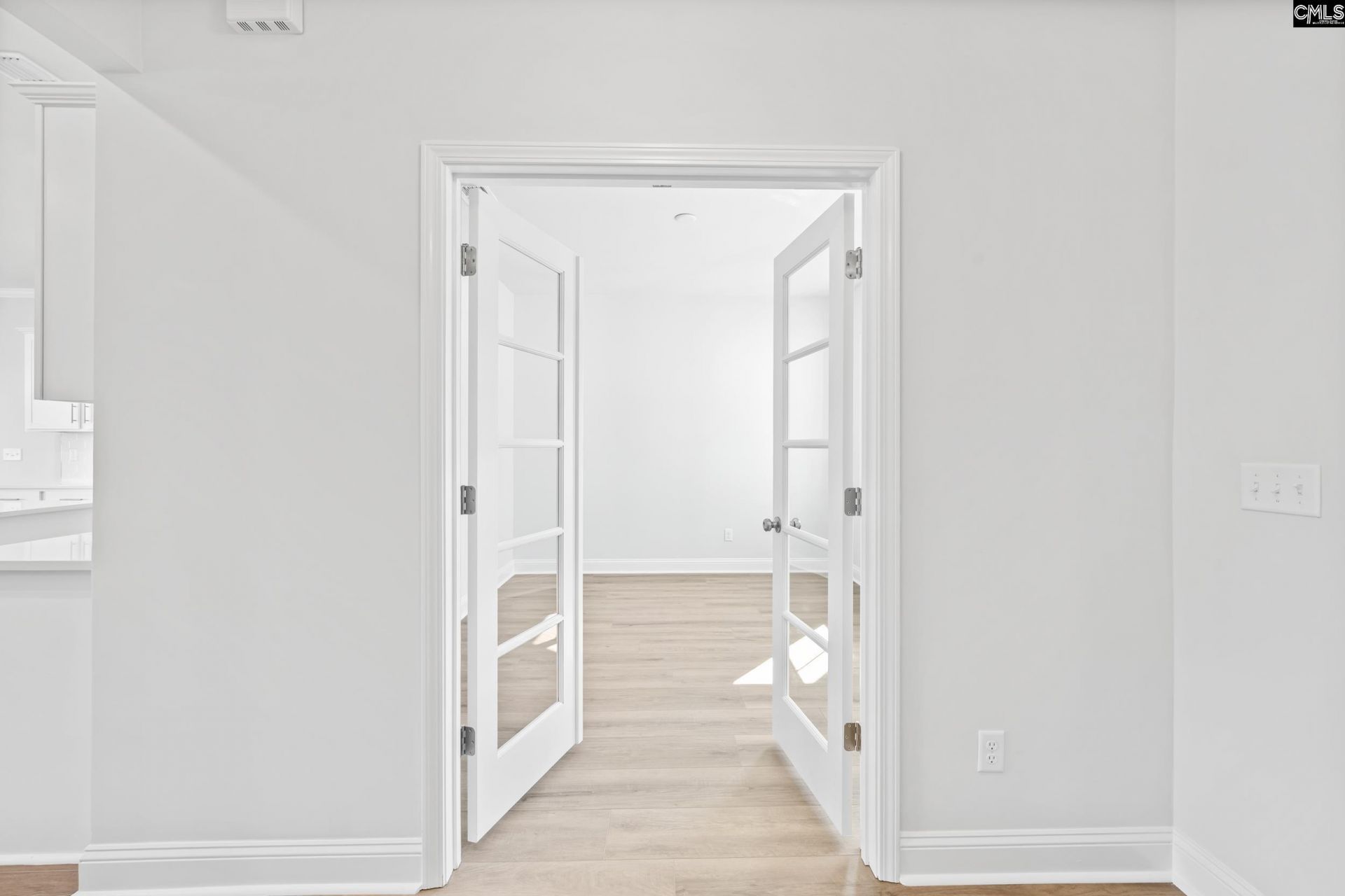 390 Mont Haven Place  Photo 33