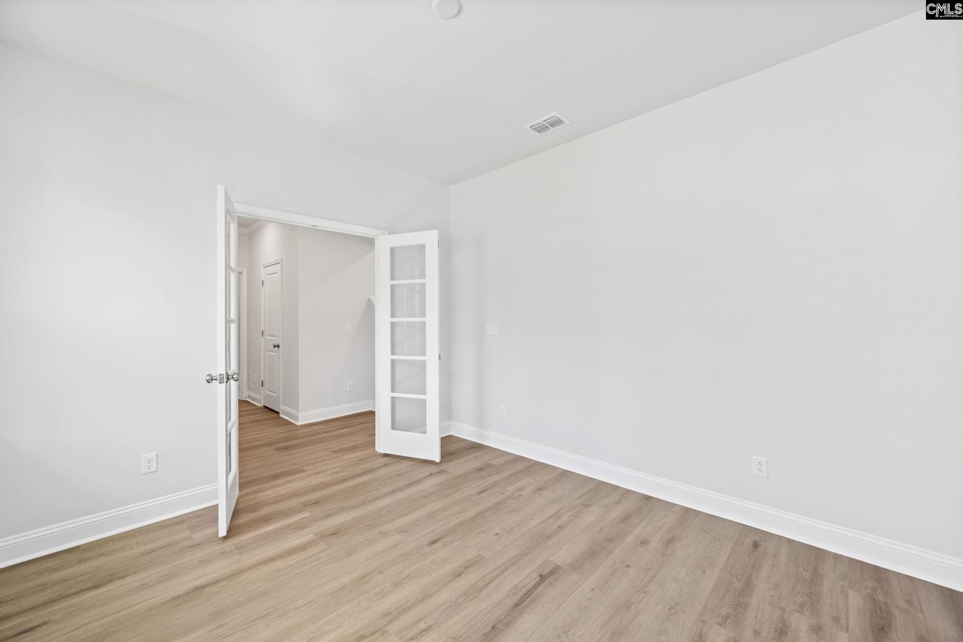 390 Mont Haven Place  Photo 35