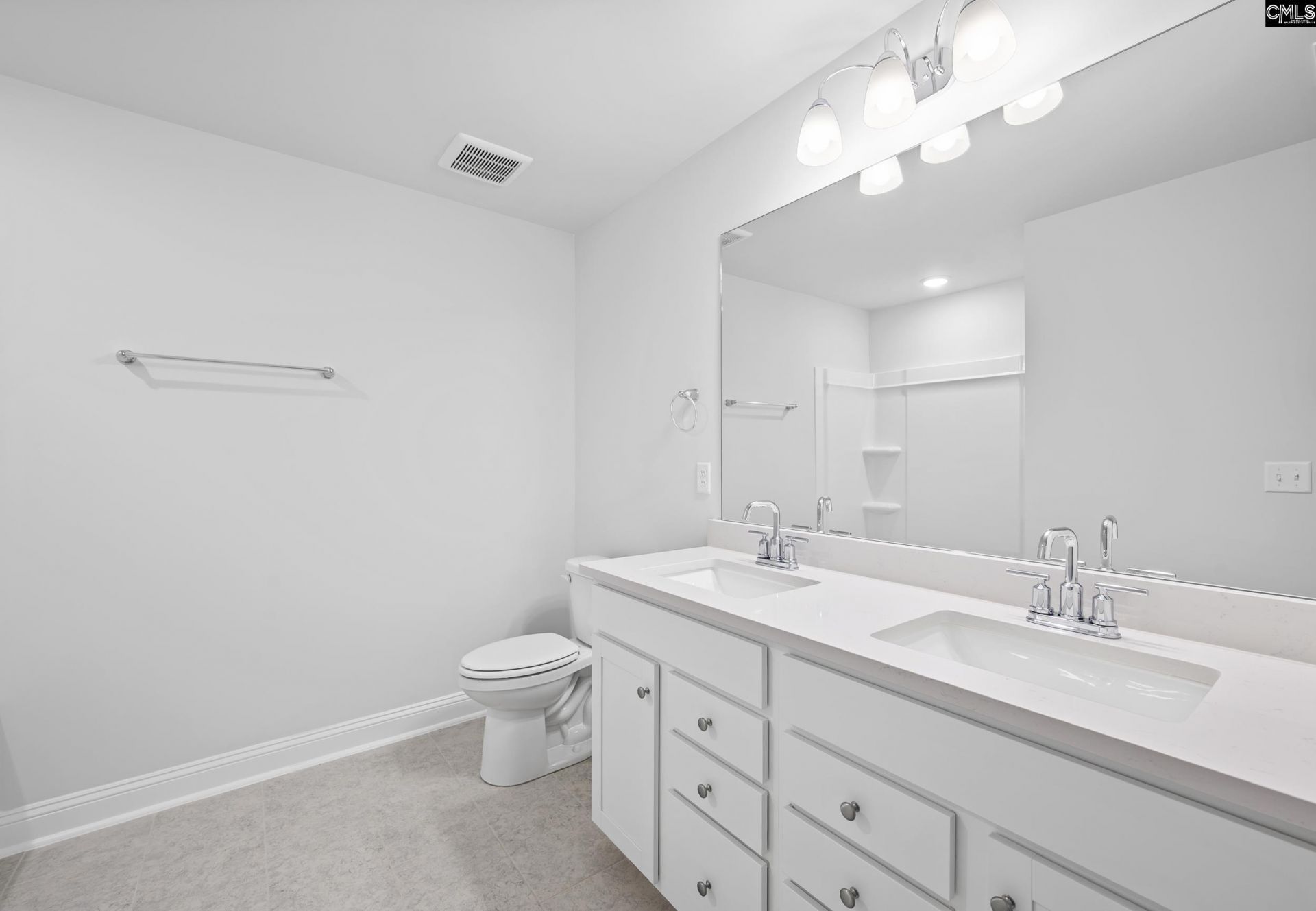 390 Mont Haven Place  Photo 6