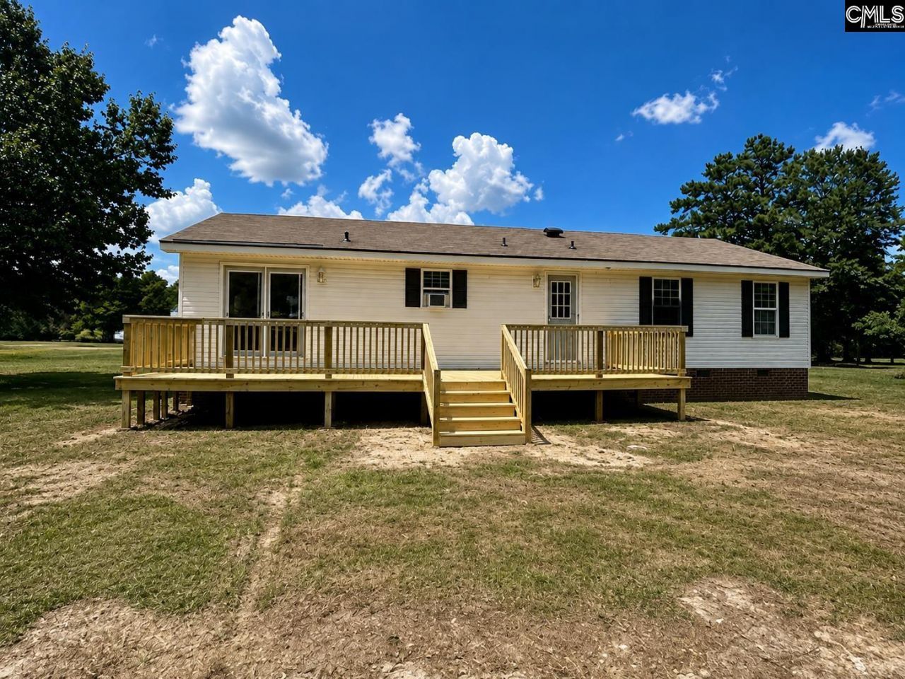 654 Watts Hill Road Photo 4