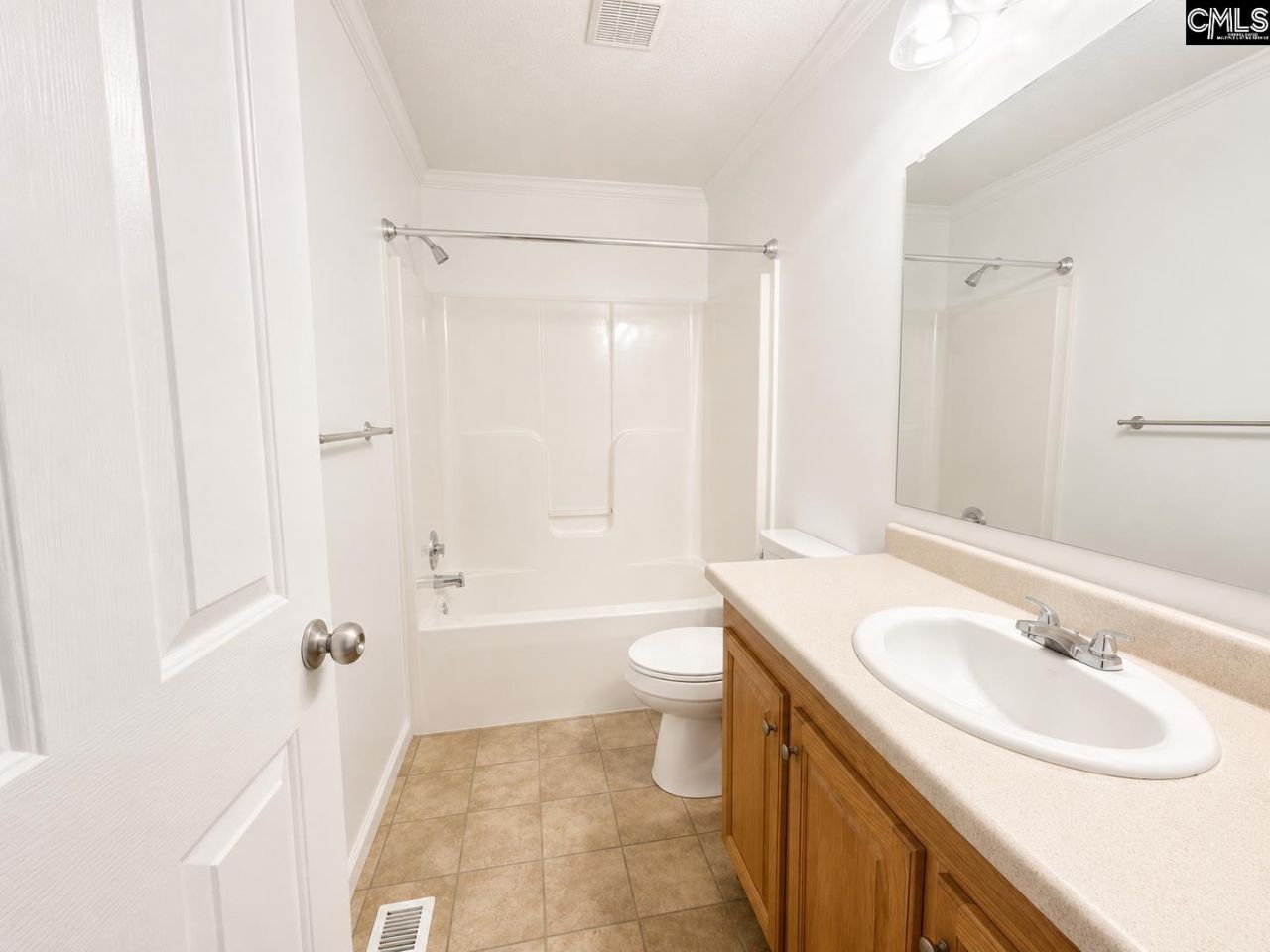654 Watts Hill Road Photo 6