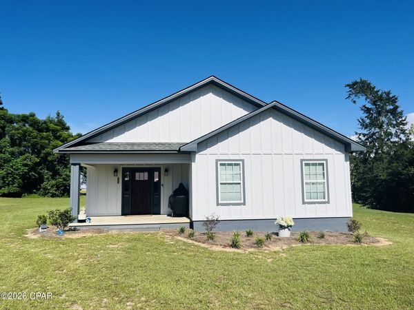 25393 N Rosewood Circle , Altha, FL 32421