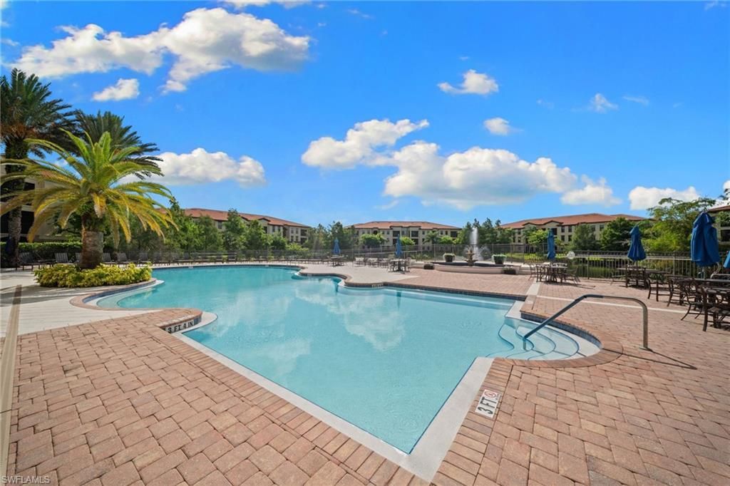 13000 Positano Cir, Unit 204, Naples, FL 34105 Photo