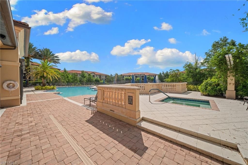 13000 Positano Cir, Unit 204, Naples, FL 34105 Photo