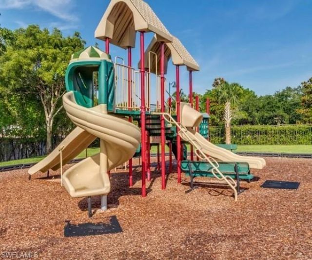 13000 Positano Cir, Unit 204, Naples, FL 34105 Photo