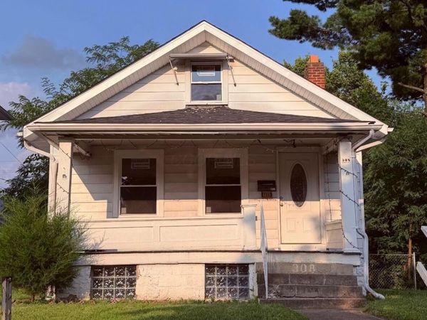 308 N Burgess Avenue , Columbus, OH 43204