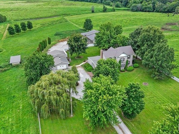 7030 Mansion Road, Chatham, IL 62629