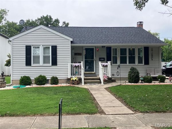1431 Fairfax Street, Carlyle, IL 62231