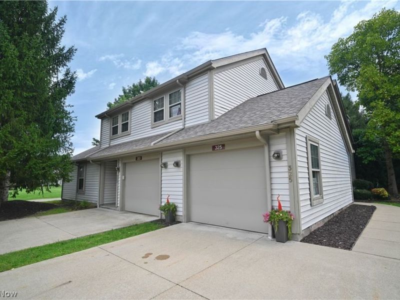 325 S Linden Court, Warren, OH 44484 Photo 2