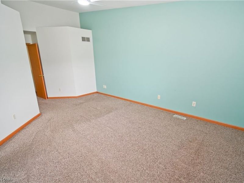 325 S Linden Court, Warren, OH 44484 Photo 23
