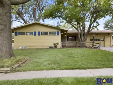 441 Mulder Drive, Lincoln, NE 68510