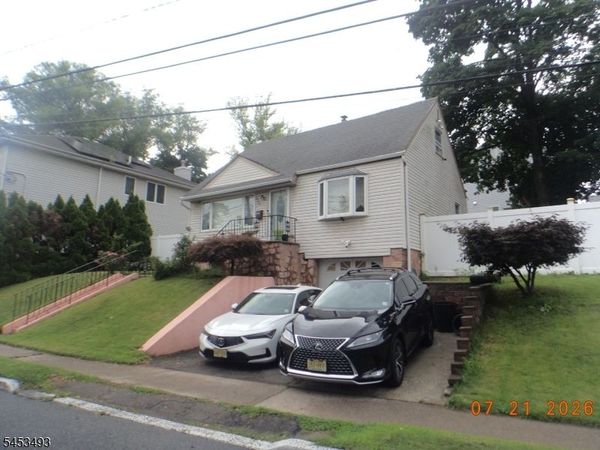 590 River Dr, Passaic, NJ 07055