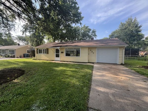 537 California Avenue , Aurora, IL 60506