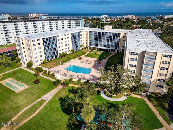 1224 S Peninsula Drive, Unit 621, Daytona Beach, FL 32118