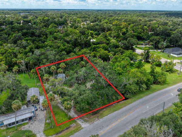 1922 Enterprise Avenue, New Smyrna Beach, FL 32168