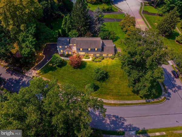 8408 ELLISTON DRIVE, WYNDMOOR, PA 19038