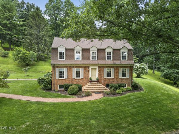 581 South Meadowlark, Marion, VA 24354