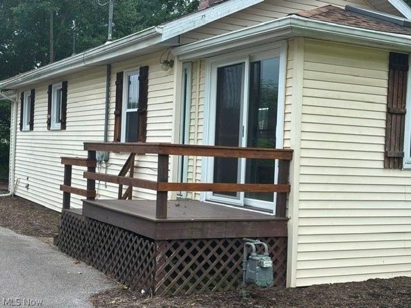 18061 Derr Avenue, Beloit, OH 44609 Photo 3