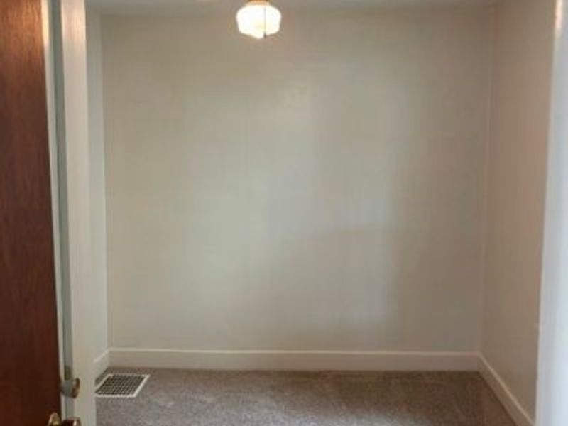 18061 Derr Avenue, Beloit, OH 44609 Photo 8