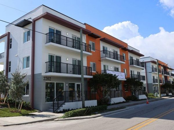 2202 N Tamarind Avenue, Unit 202, West Palm Beach, FL 33407