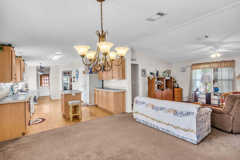2208 SE 38th Trail, Okeechobee, FL 34974 Photo