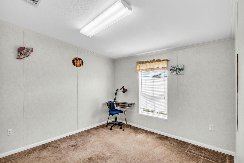 2208 SE 38th Trail, Okeechobee, FL 34974 Photo