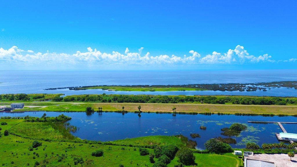 2208 SE 38th Trail, Okeechobee, FL 34974 Photo