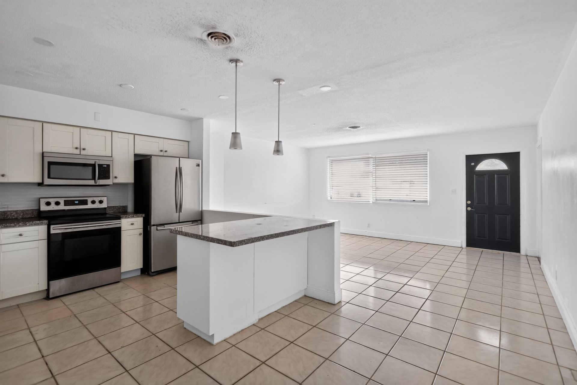 5845 Arthur Street, Hollywood, FL 33021 Photo