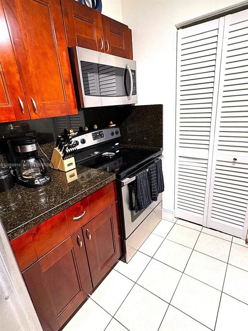 800 N Miami Ave , Unit E-905, Miami, FL 33136 Photo