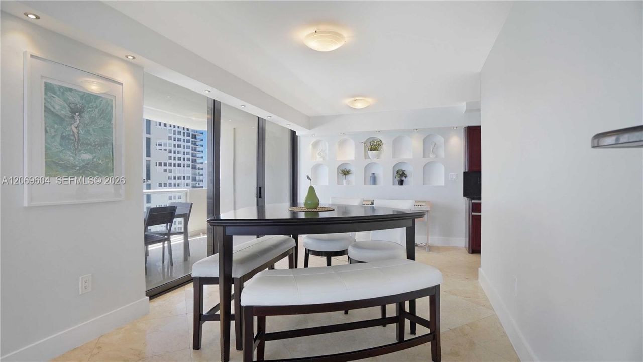 5757 Collins Ave, Unit 1505, Miami Beach, FL 33140 Photo