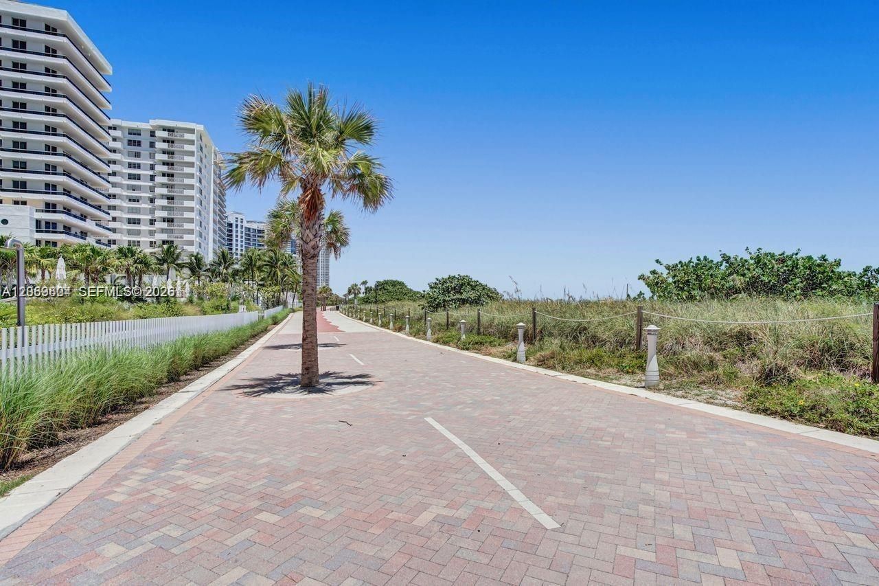 5757 Collins Ave, Unit 1505, Miami Beach, FL 33140 Photo