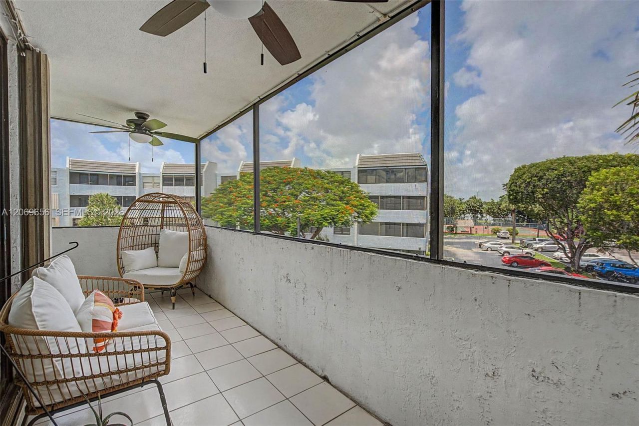 10852 N Kendall Dr , Unit 314, Miami, FL 33176 Photo