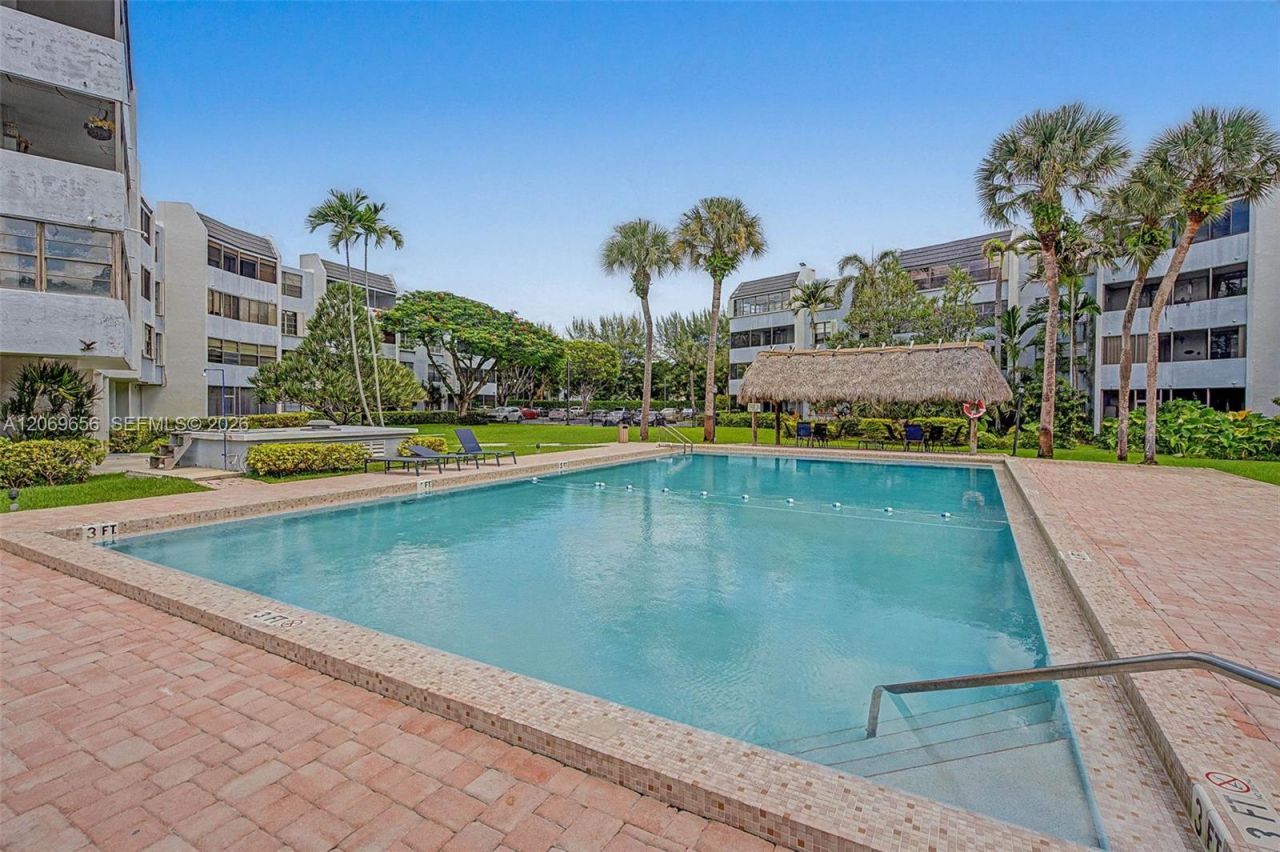 10852 N Kendall Dr , Unit 314, Miami, FL 33176 Photo