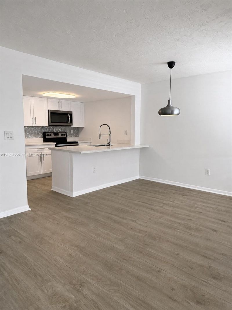 4500 SW 68th Ct Cir , Unit 5-3, Miami, FL 33155 Photo
