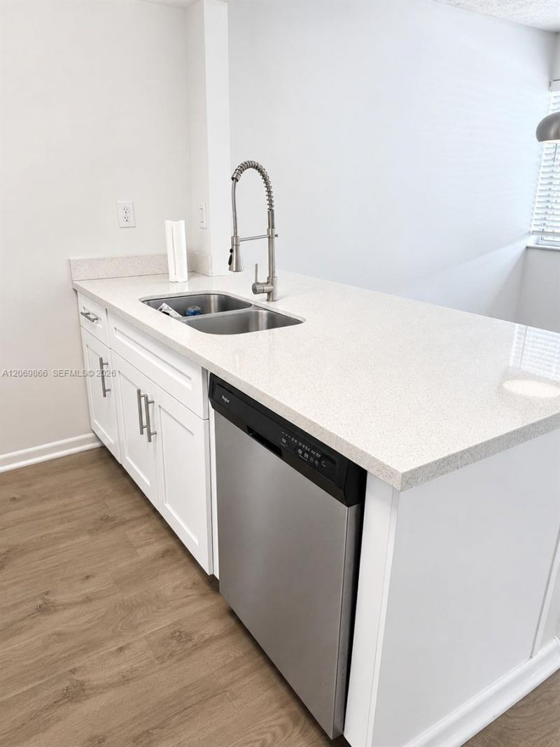 4500 SW 68th Ct Cir , Unit 5-3, Miami, FL 33155 Photo